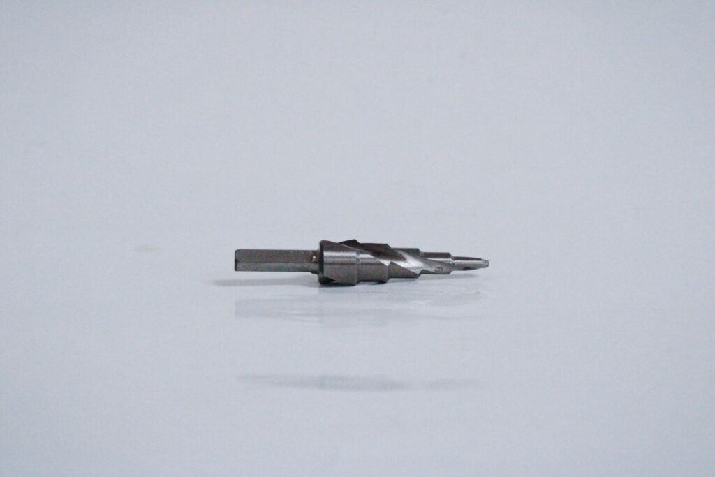 Multifunctionele Ironant trappenboor, 4-12mm met spiraalgroeve